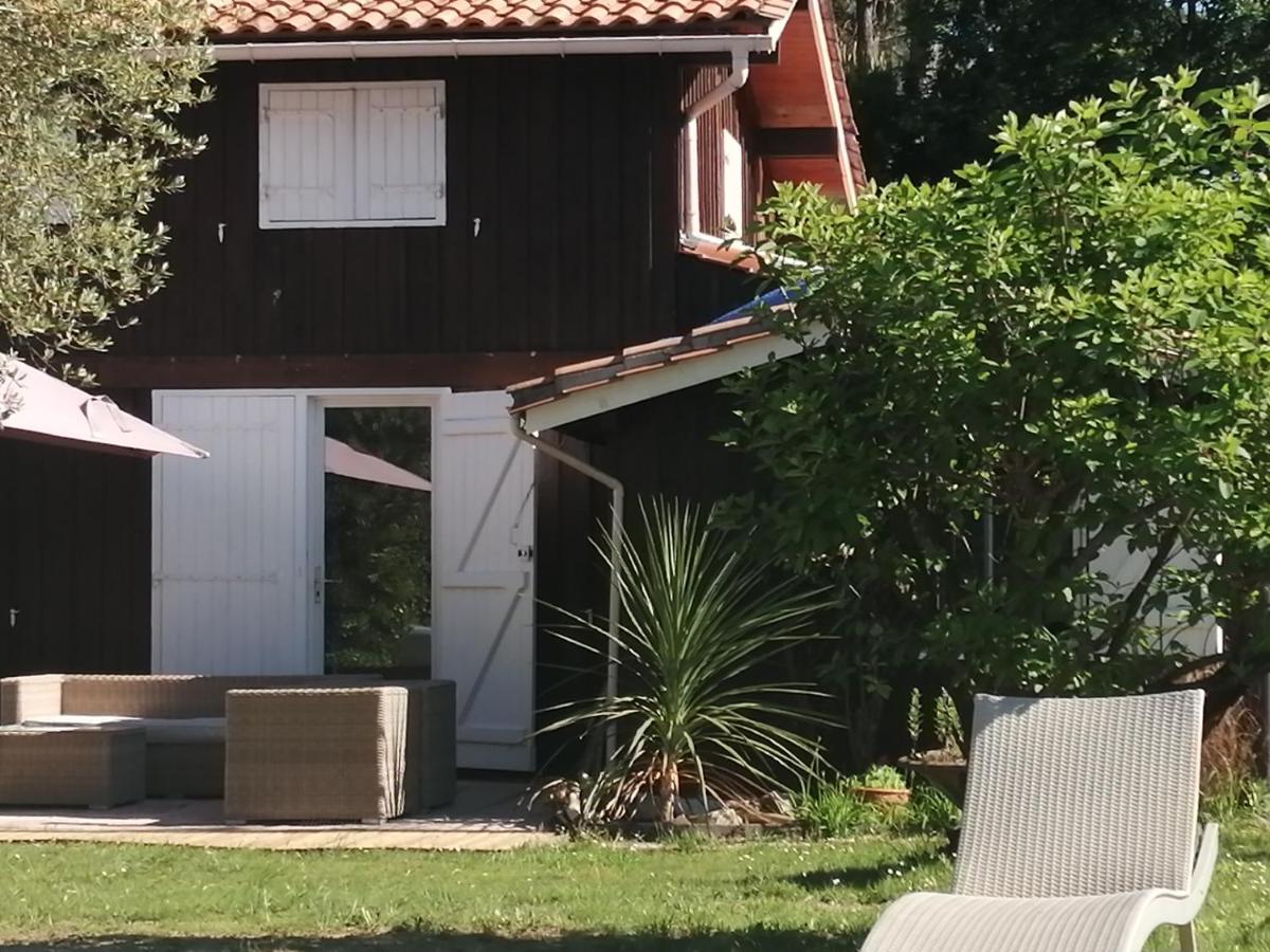 Maison familiale en bois avec piscine, proche du bassin Gujan-Mestras Extérieur photo